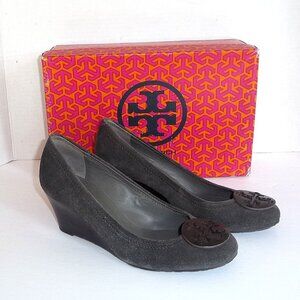 TORY BURCH Size 7.5 Sally Split Suede Wedge Heels Pumps